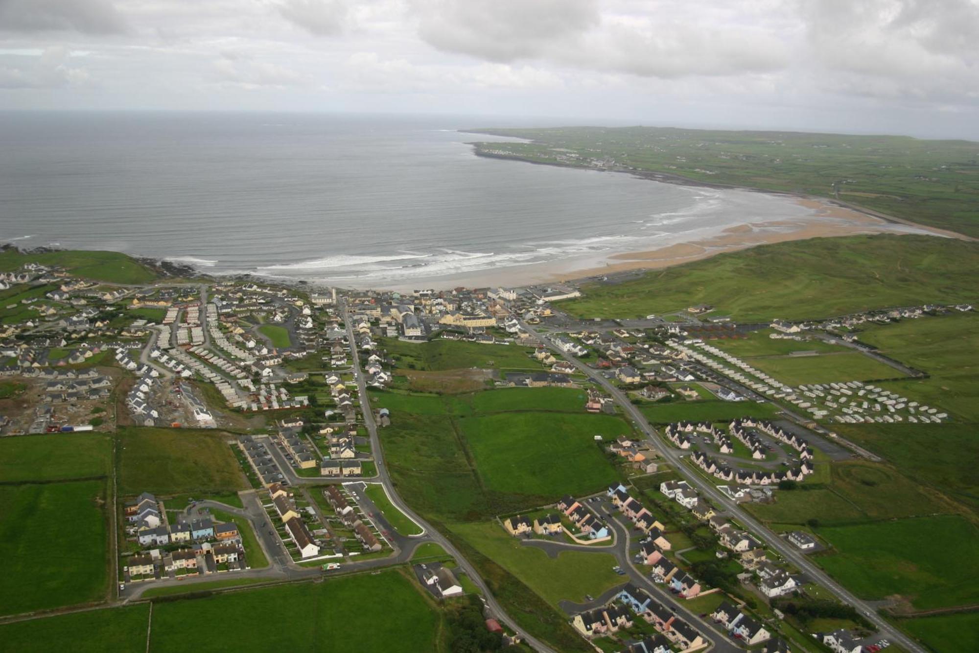 Vaughan Lodge Hotel Lahinch Exterior foto